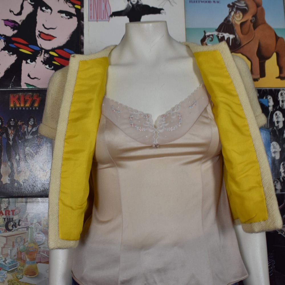 SOLD True Vintage 40s Bolero Cropped Shrug Jacket - Picture 3 of 7